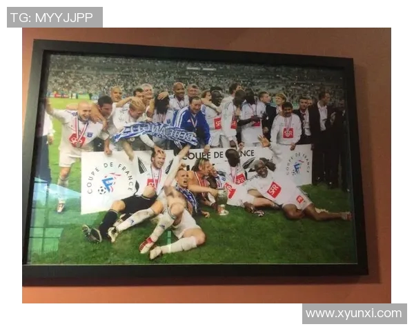 本世纪最具影响力足球明星全景盘点与成就分析表格