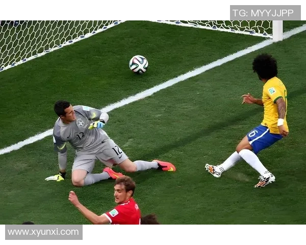 巴黎足球迎战贝兹尔期待精彩对决双方球员全力以赴争夺胜利荣耀